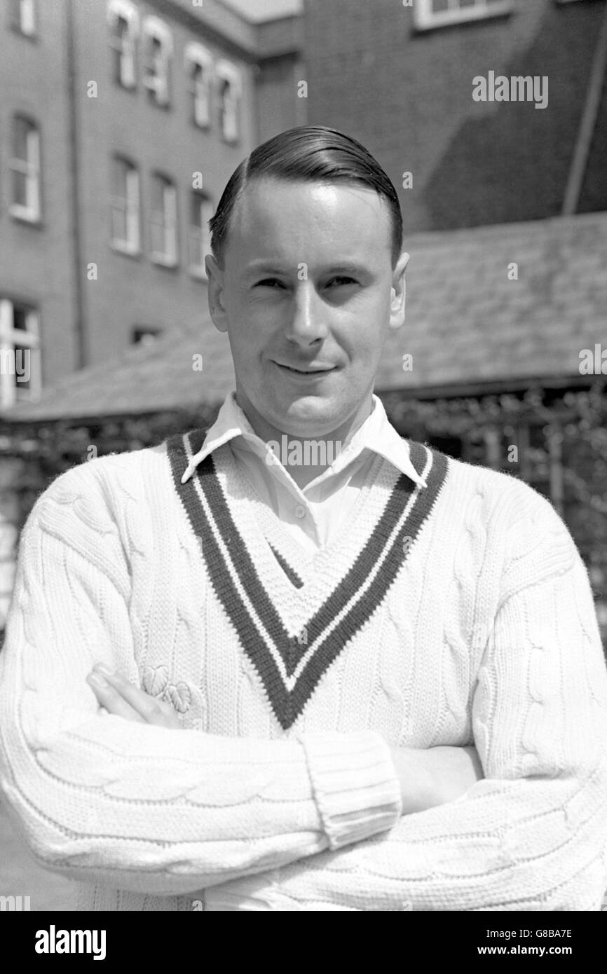 Cricket - County Championship - Surrey v Derbyshire - The Oval - primo giorno. Peter May, Surrey Foto Stock