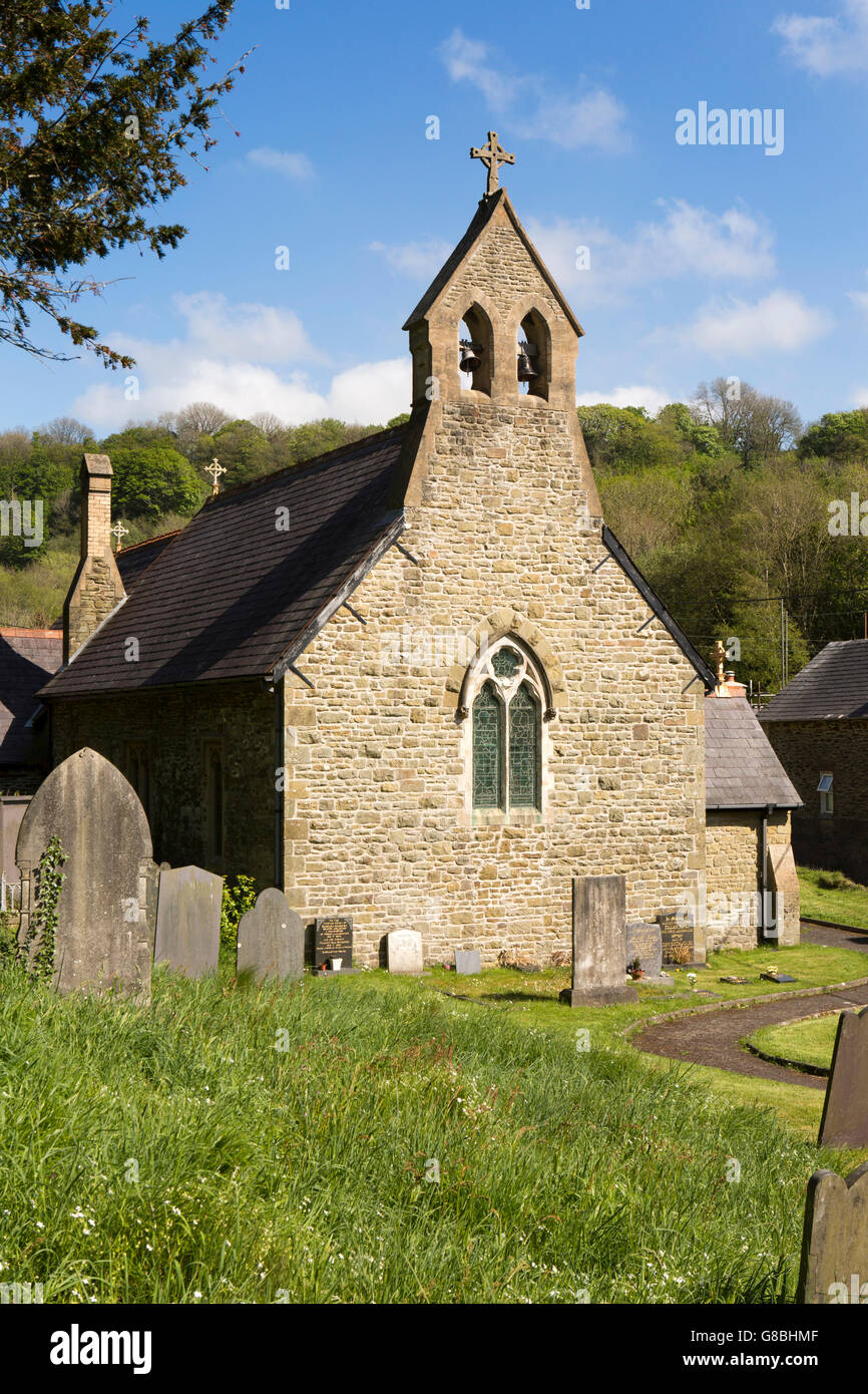 Regno Unito, Galles Ceredigion, Llangrannog, Borgo San Crannog la Chiesa, fondata nel VI secolo Foto Stock