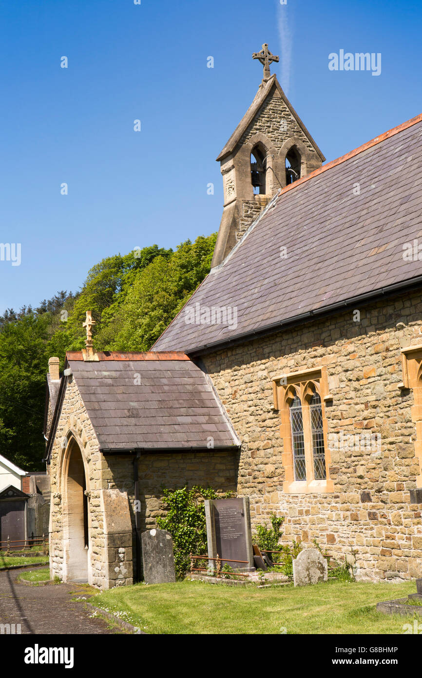 Regno Unito, Galles Ceredigion, Llangrannog, Borgo San Crannog la Chiesa, fondata nel VI secolo Foto Stock