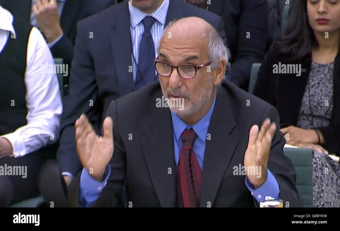 Il presidente dei fiduciari presso la Collapsed Charity Kids Company, Alan Yentob, fornisce prove al House Commons Public Administration Committee di Portcullis House, Londra. Foto Stock