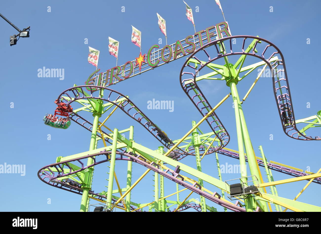 Coaster, rullo, parco, ride, urlare, loop, Spagna, Foto Stock