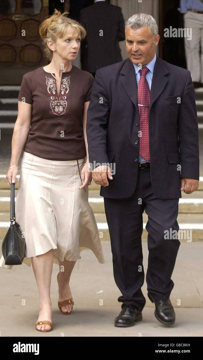 5,740 prestito di miglioramento della casa ad un tasso di interesse annuale di 34.9% nel 1989 e ha finito per affrontare la repossession. Foto Stock