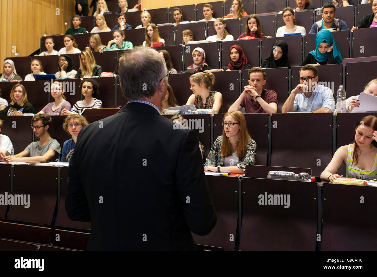 Lezione in auditorium Foto Stock