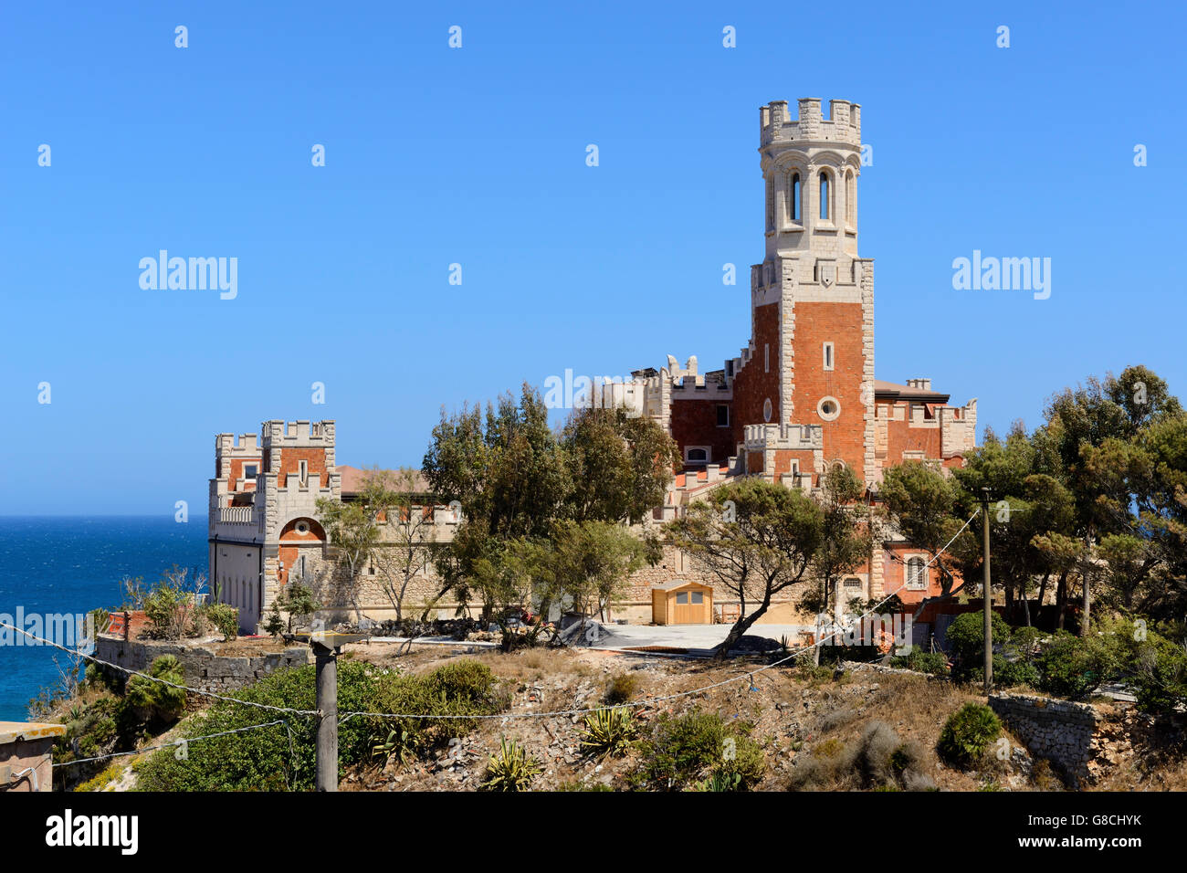 Castello Tufuri (castello Tafuri) a Portopalo di Capo Passero, Sicilia,  Italia Foto stock - Alamy