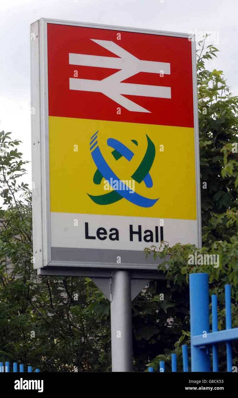 Adolescente ucciso in treno - Lea Hall stazione ferroviaria Foto Stock