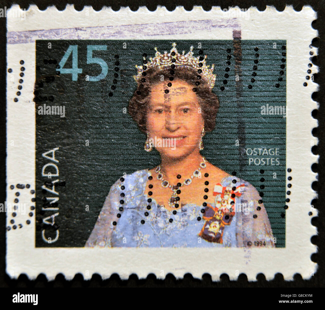CANADA - circa 1988: un timbro stampato in Canada mostra la regina Elisabetta II, circa 1988 Foto Stock