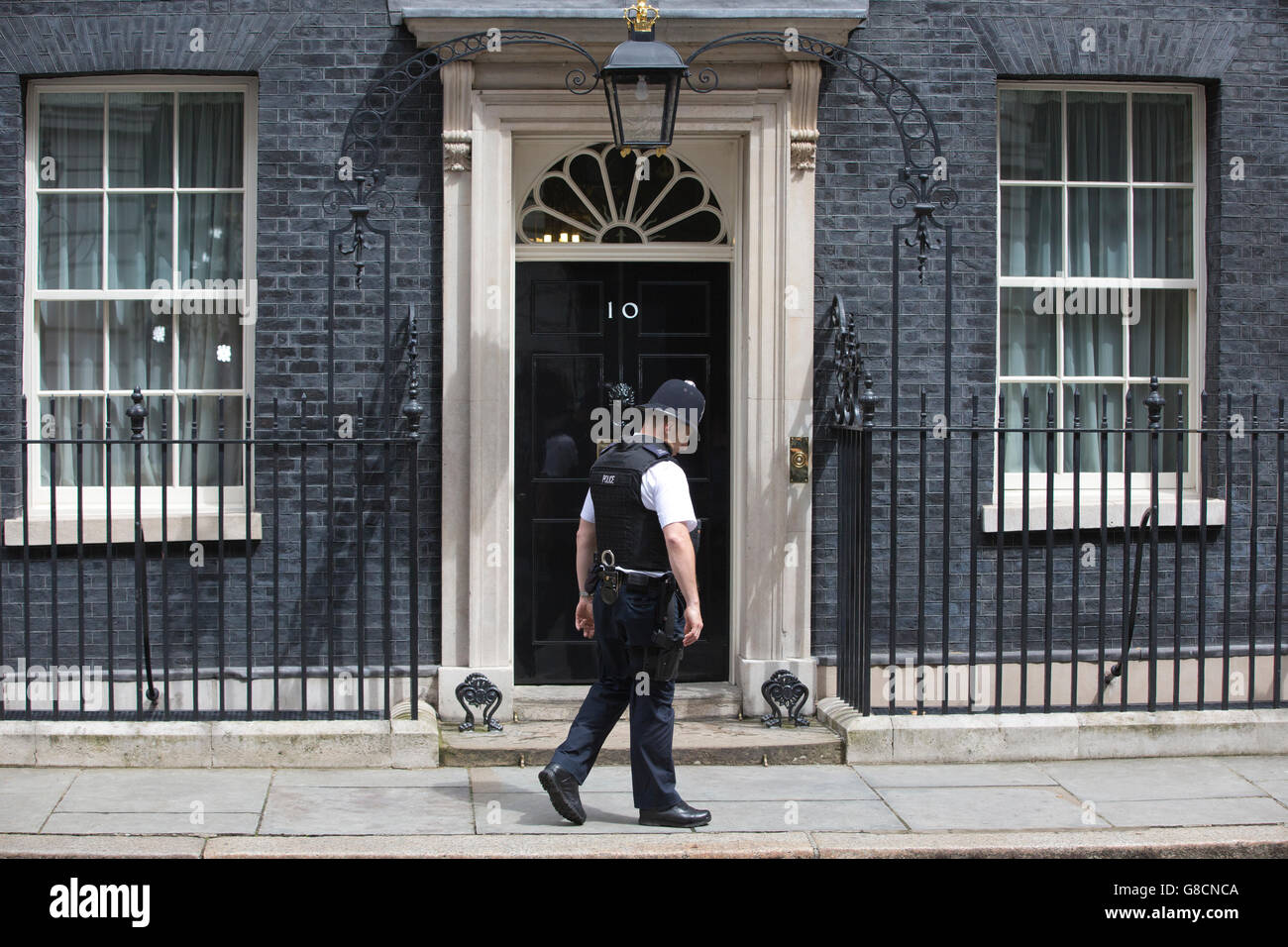 No.10 Downing Street, noto come numero 10, residenza ufficiale e l'ufficio del Primo ministro britannico, Westminster, London, Regno Unito Foto Stock