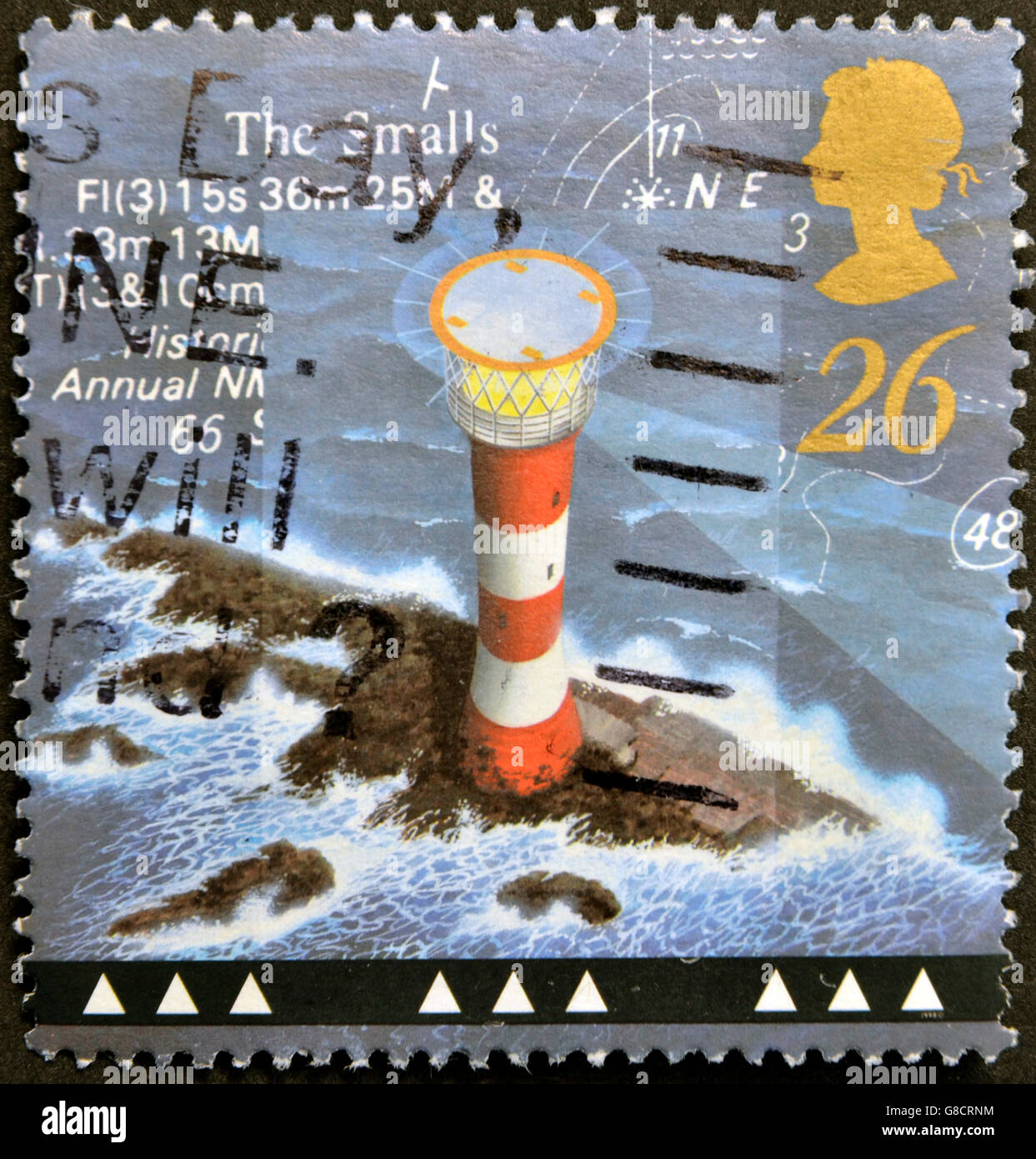 Regno Unito - circa 1998: un timbro stampato in Gran Bretagna mostra laghetti Lighthouse, Pembrokeshire, circa 1998 Foto Stock