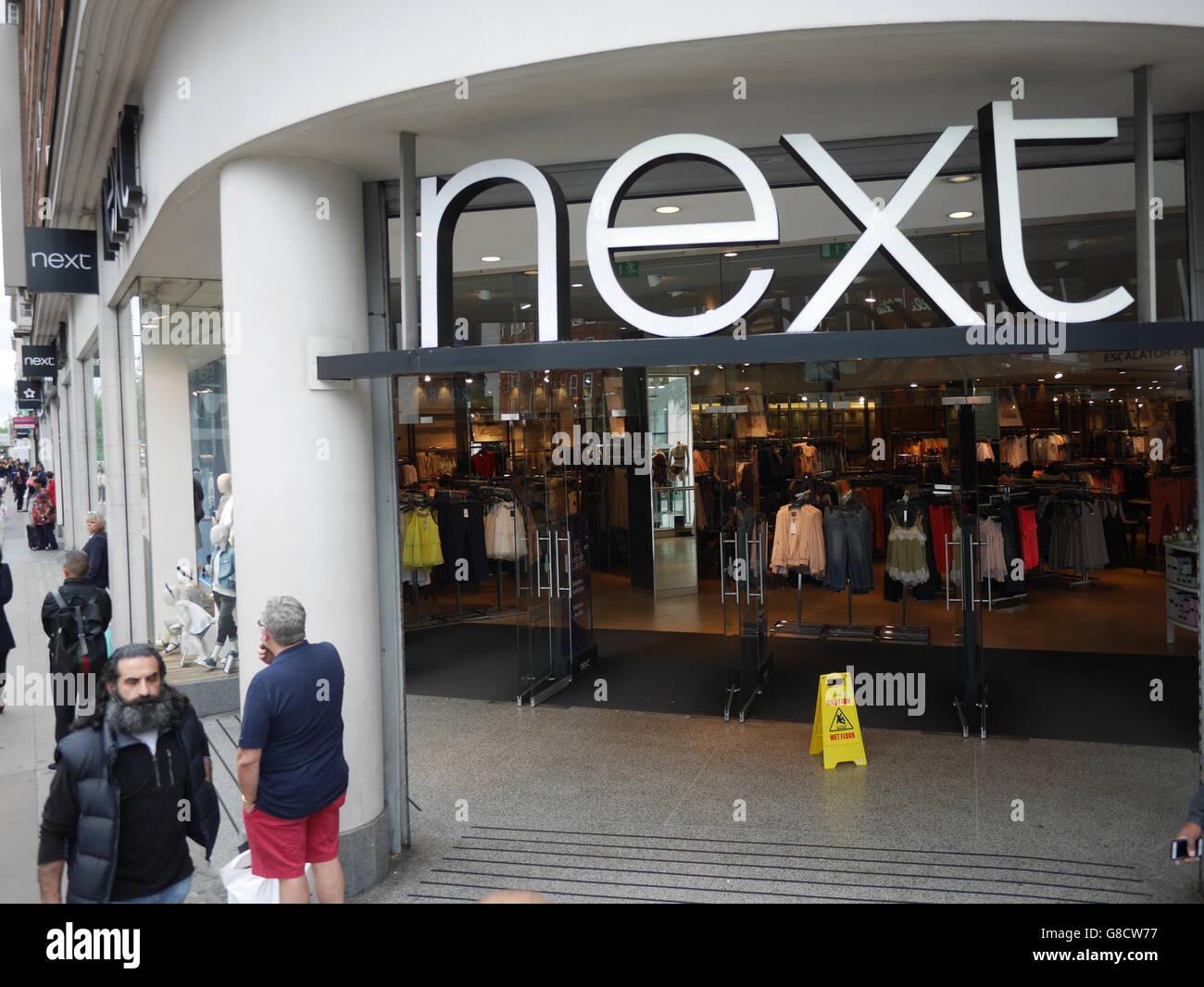 Il prossimo negozio di vendita al dettaglio Oxford Street London Foto Stock