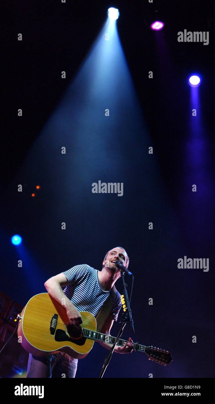 Nokia Isle of Wight Festival - Seaclose Park. Fran Healy e Travis. Foto Stock