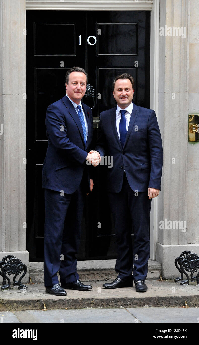 Cameron incontra il Primo Ministro Xavier Bettel del Lussemburgo Foto Stock