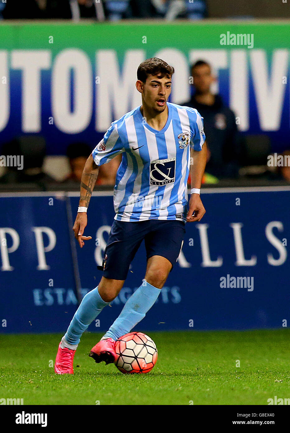 Calcio - Emirates fa Cup - primo turno - Coventry City v Northampton Town - Ricoh Arena. Ruben Lameiras, città di Coventry Foto Stock