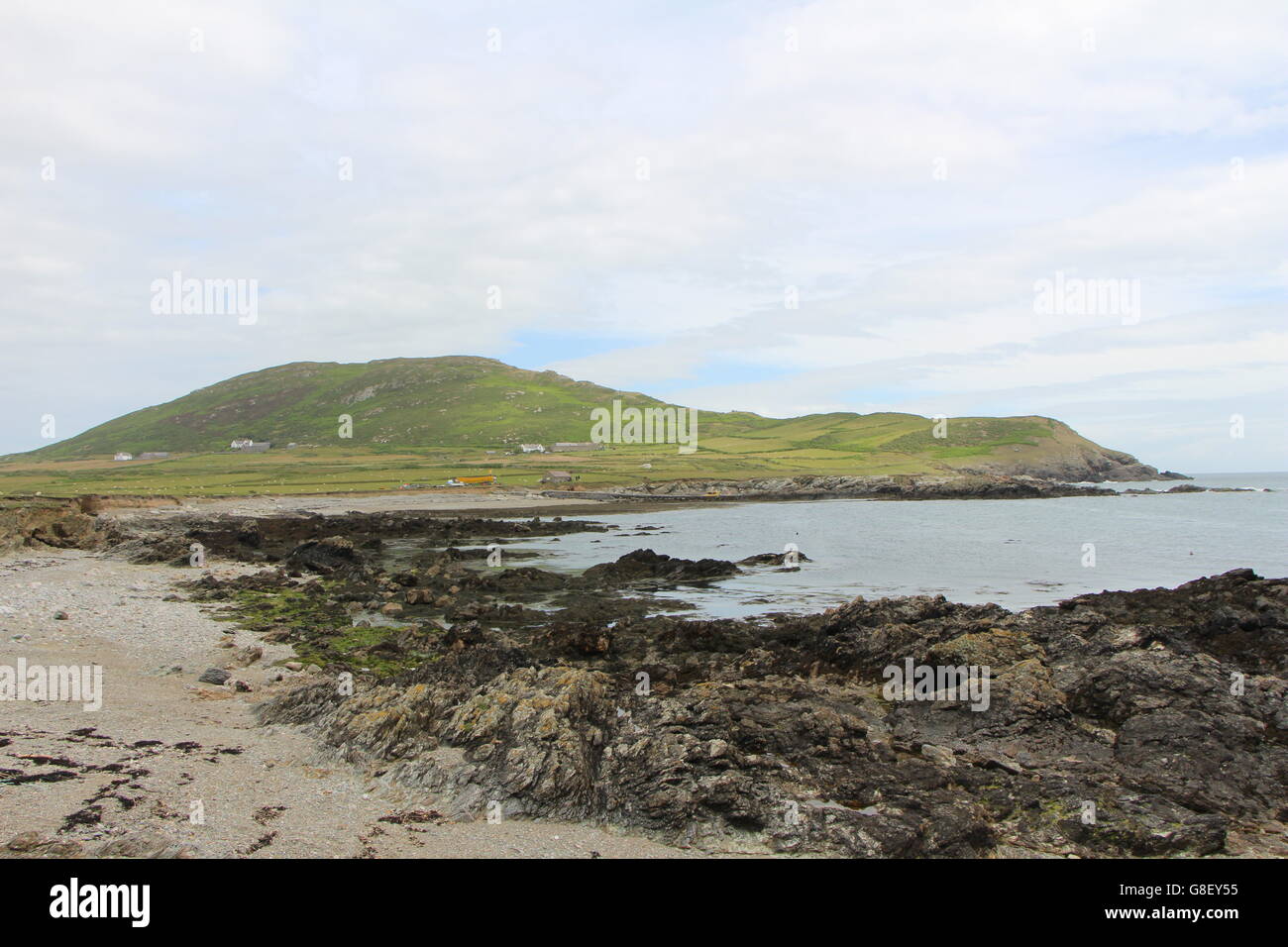 Vista su tutta Bardsey Island, il Galles del Nord Foto Stock