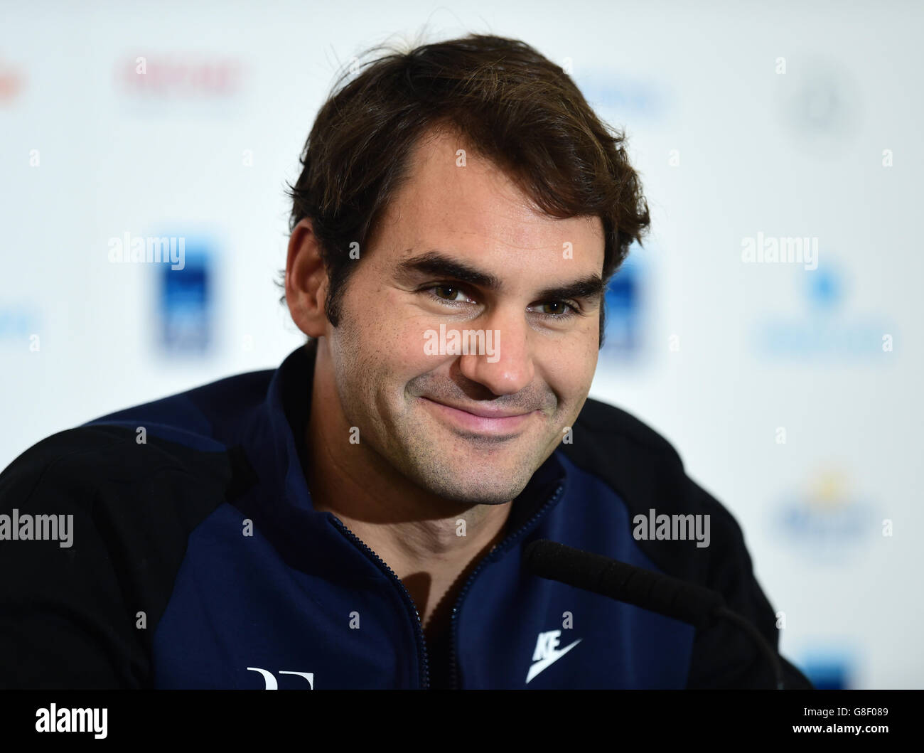 Roger Federer in Svizzera durante una conferenza stampa alla o2 Arena di Londra. PREMERE ASSOCIAZIONE foto. Data immagine: Venerdì 13 novembre 2015. Vedi PA Story TENNIS Londra. Il credito fotografico dovrebbe essere: Adam Davy/PA Wire. Foto Stock
