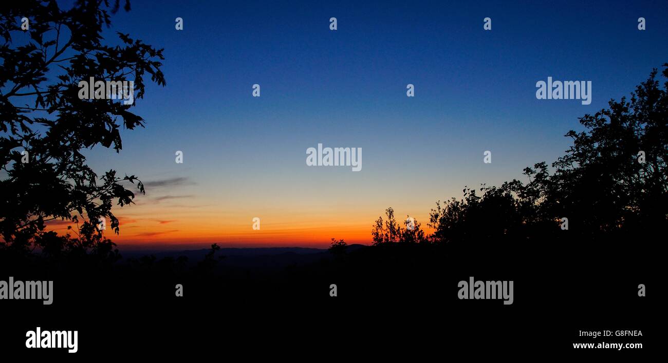 Tramonto su Springer Mountain Appalachian Trail, Georgia Foto Stock