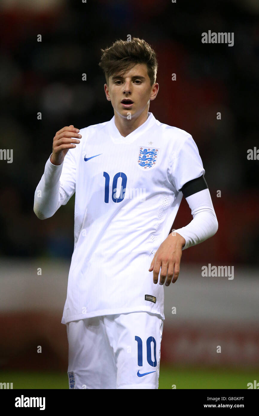 Inghilterra U17 / Germania U17 - International friendly - AESSEAL New York Stadium. Monte Mason in Inghilterra Foto Stock