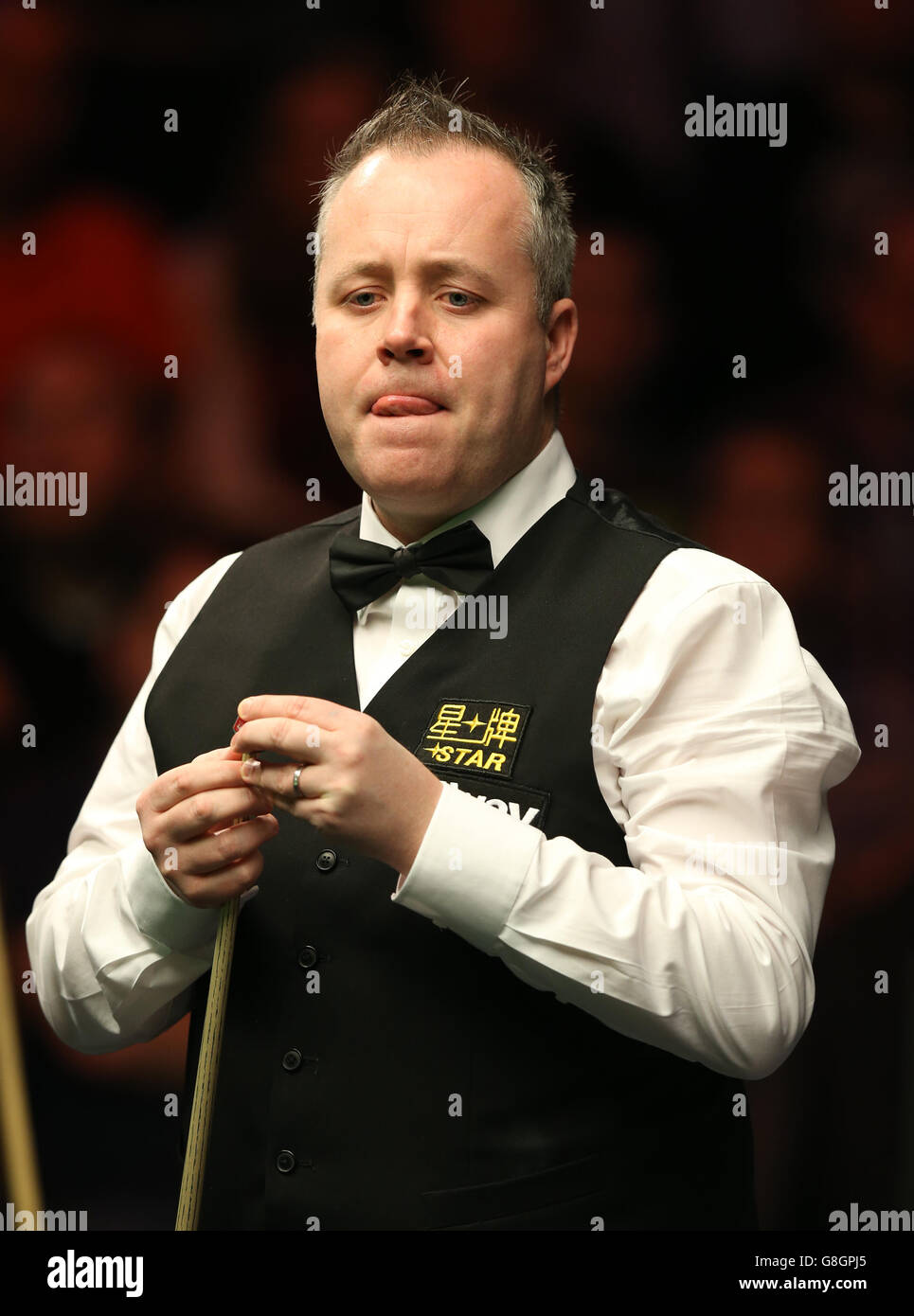 Campionato britannico di biliardo Betway - Day Nine - York Barbican. John Higgins in azione contro Jamie Burnett durante il giorno nove del campionato britannico di biliardo Betway 2015 al Barbican di York, York. Foto Stock