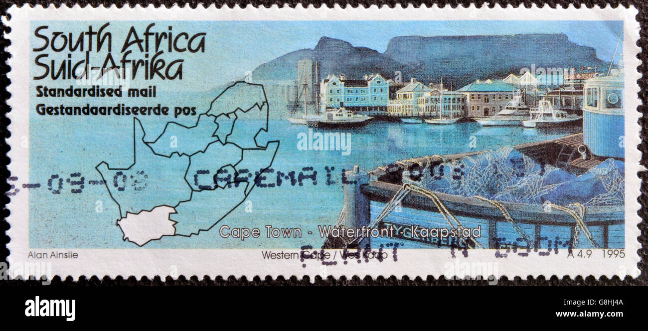 Repubblica del Sud Africa - circa 1995: un timbro stampato in RSA mostra una vista del porto di Città del Capo e mappa, circa 1995 Foto Stock