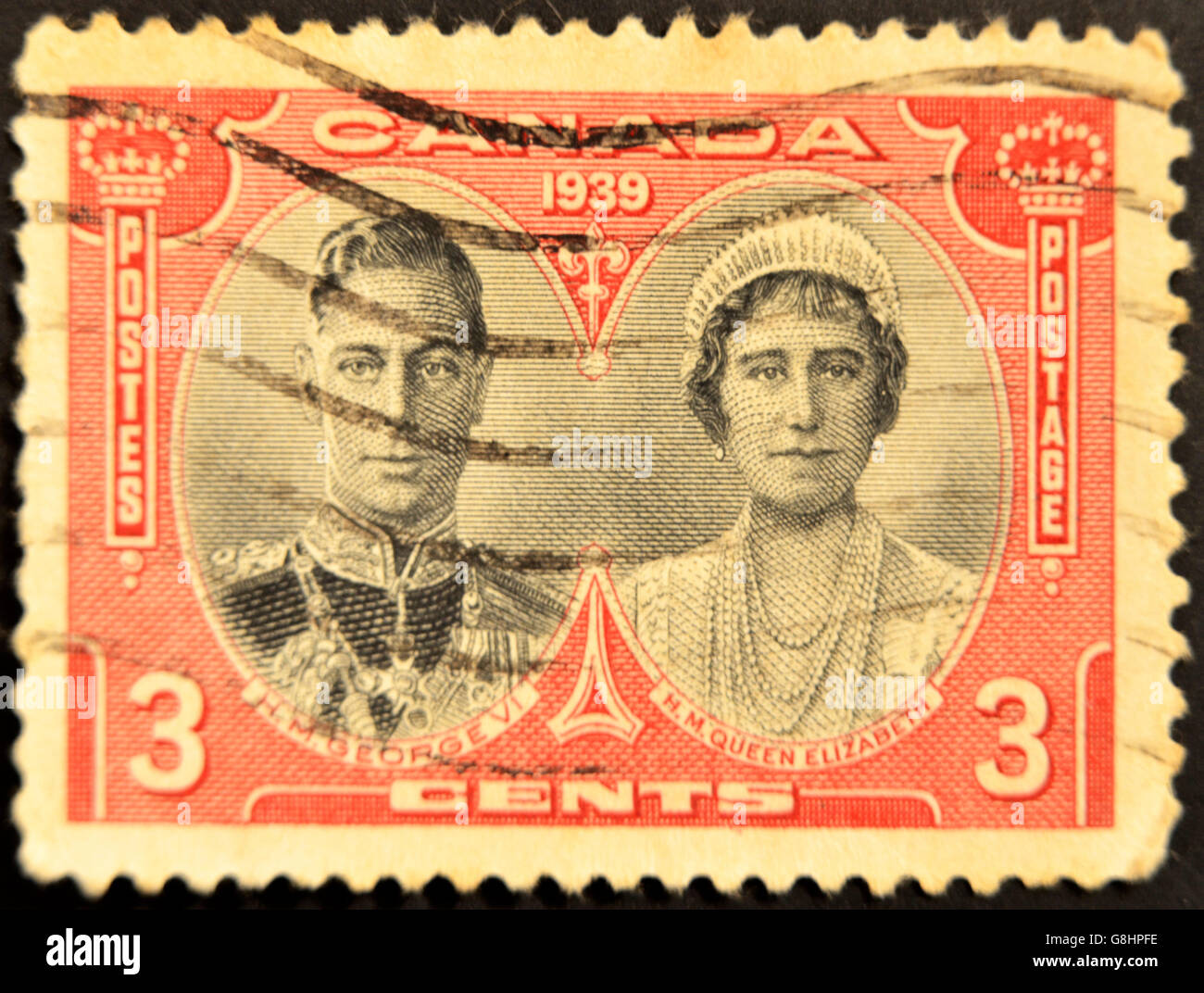 CANADA - circa 1939: un timbro stampato in Canada che mostra un'immagine di George VI con la regina Elisabetta, circa 1939 Foto Stock