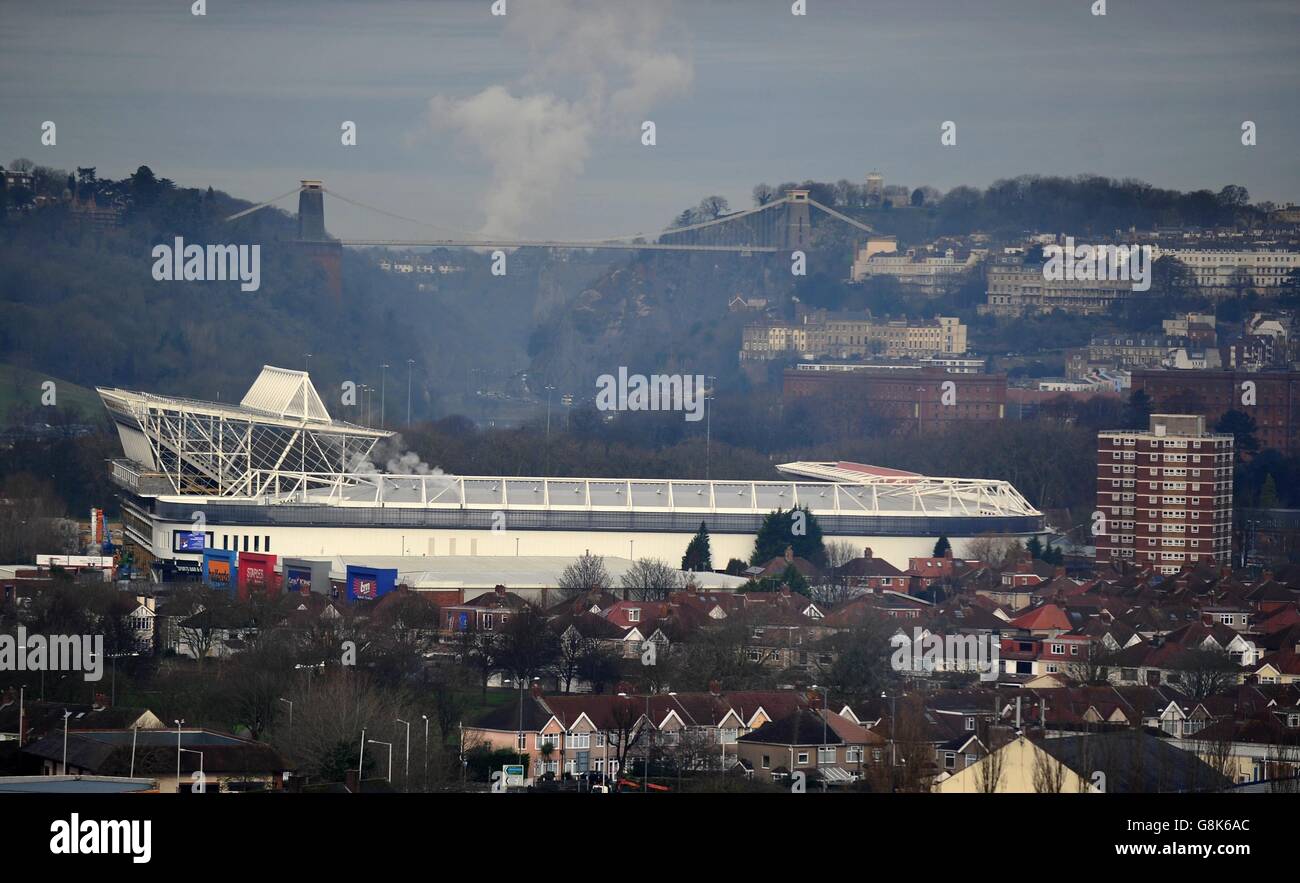 Una vista generale che mostra lo sviluppo del nuovo stand di Bristol City prima della partita del campionato Sky Bet ad Ashton Gate, Bristol. Foto Stock