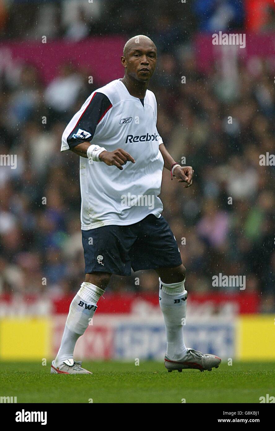 Calcio - fa Barclays Premiership - Aston Villa v Bolton Wanderers - Villa Park. El-Hadji Diouf, Bolton Wanderers Foto Stock