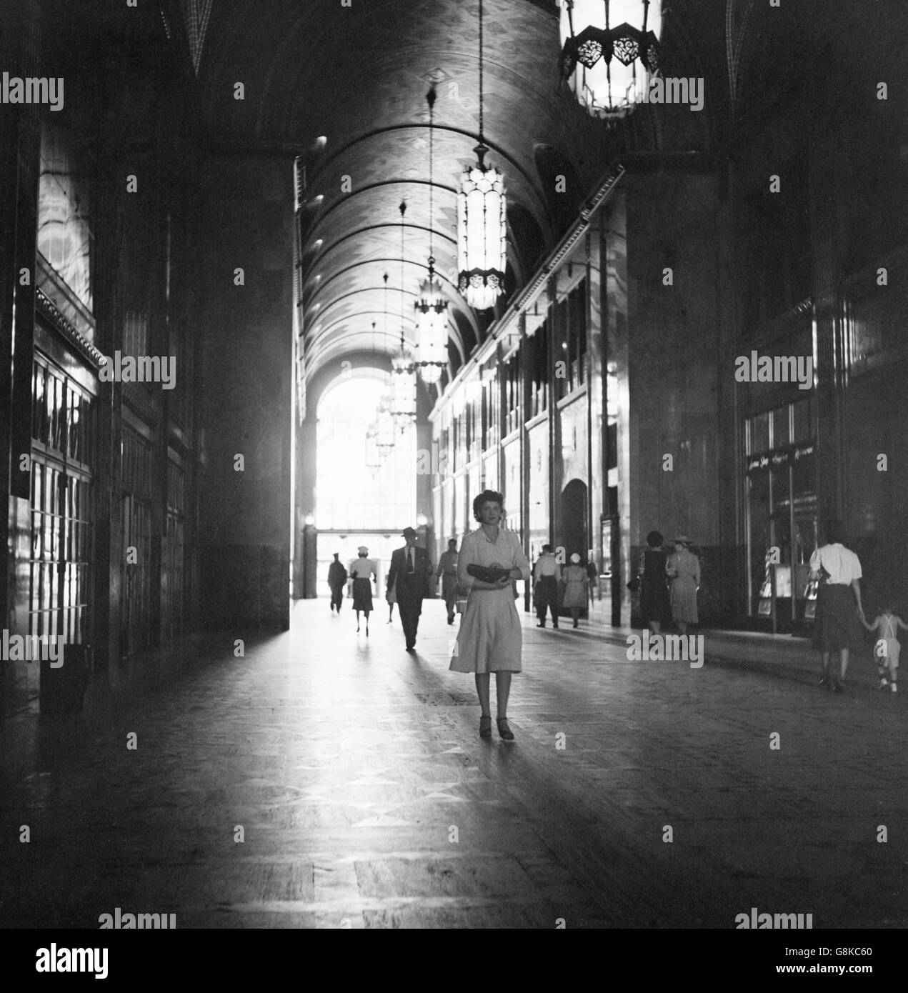La lobby di Fisher Building, Detroit, Michigan, Stati Uniti d'America, Arthur S. Siegel per ufficio di informazione di guerra, Luglio 1942 Foto Stock