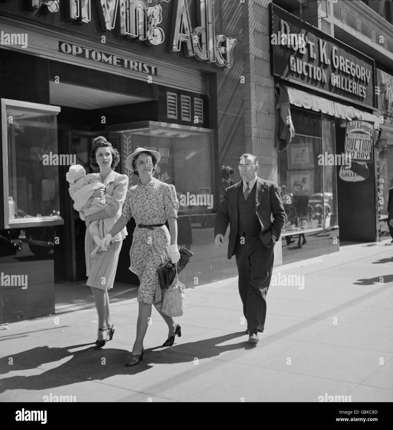 Gli amanti dello shopping, Hollywood, California, Stati Uniti d'America, Russell Lee, Aprile 1942 Foto Stock