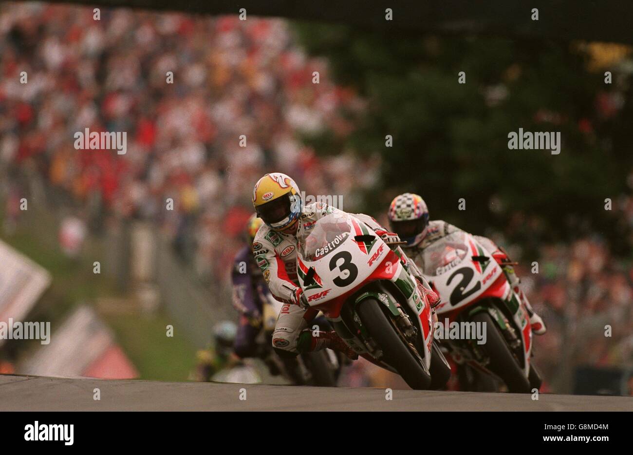 Altri Sport a motore - World Super Bikes - Brands Hatch. John Kocinski, USA guida il compagno di squadra Aaron SLAWE, Nuova Zelanda Foto Stock