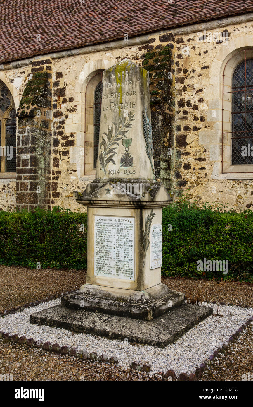 La Prima Guerra Mondiale Memorial in Blévy, Eure et Loir, centro Val de Loire, Francia Foto Stock