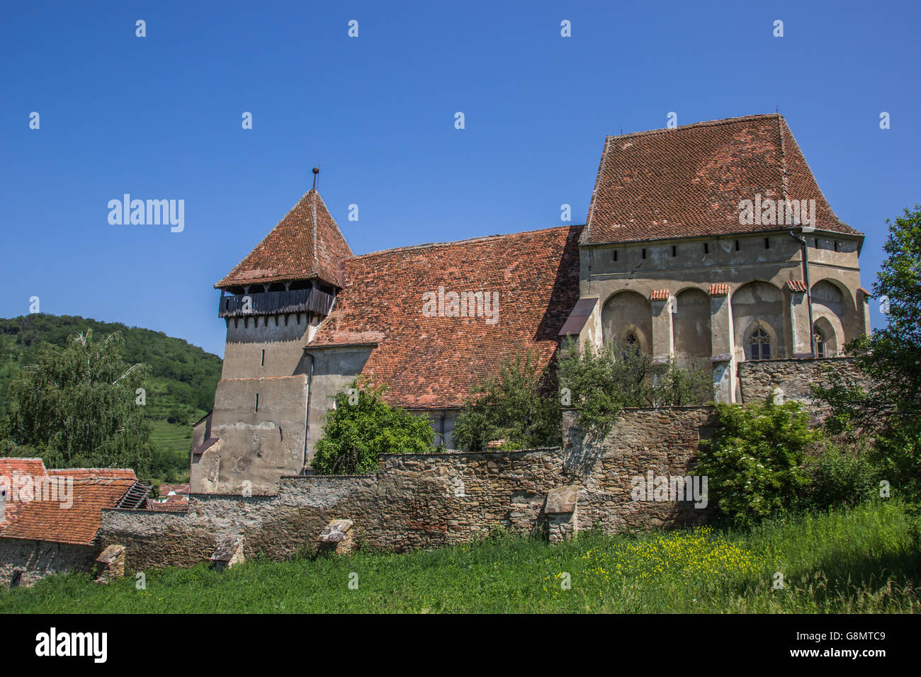 Chiesa fortificata nel comune di Copsa Mare, Romania Foto Stock