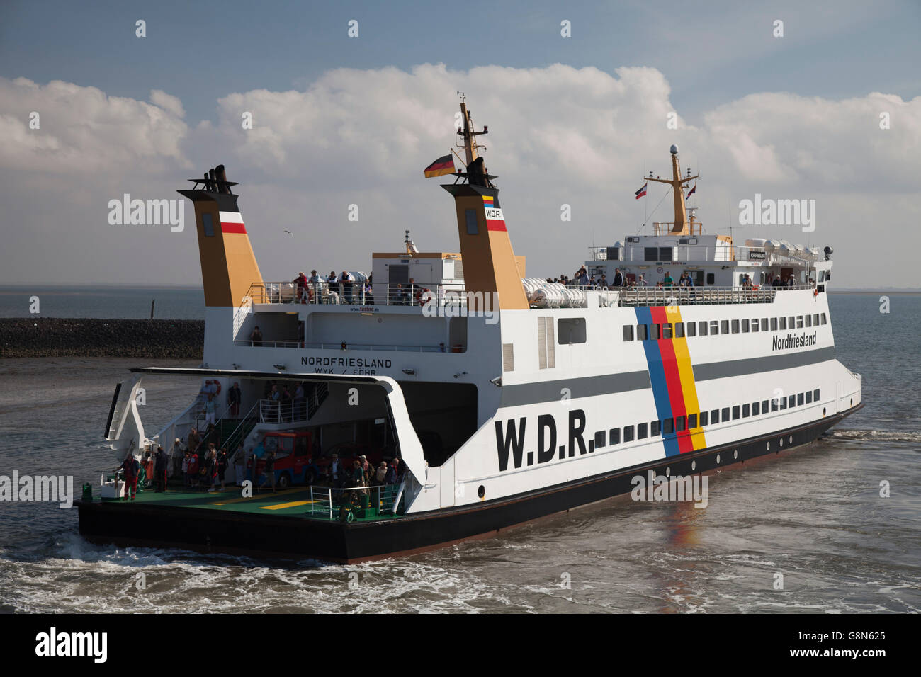 W.D.R. traghetti passeggeri, traghetto per auto collegamento e Dagebuell Wyk auf Foehr, Foehr isola, mare del Nord, Nord Frisia Foto Stock