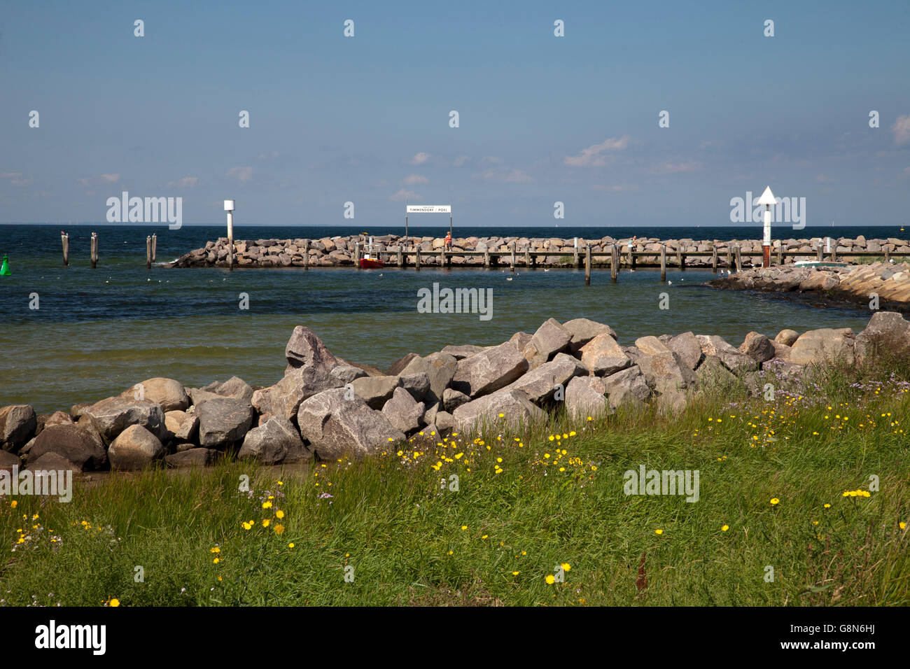 Pontile nel porto del Mar Baltico località di Timmendorf, Poel Isola, Meclemburgo-Pomerania Occidentale Foto Stock
