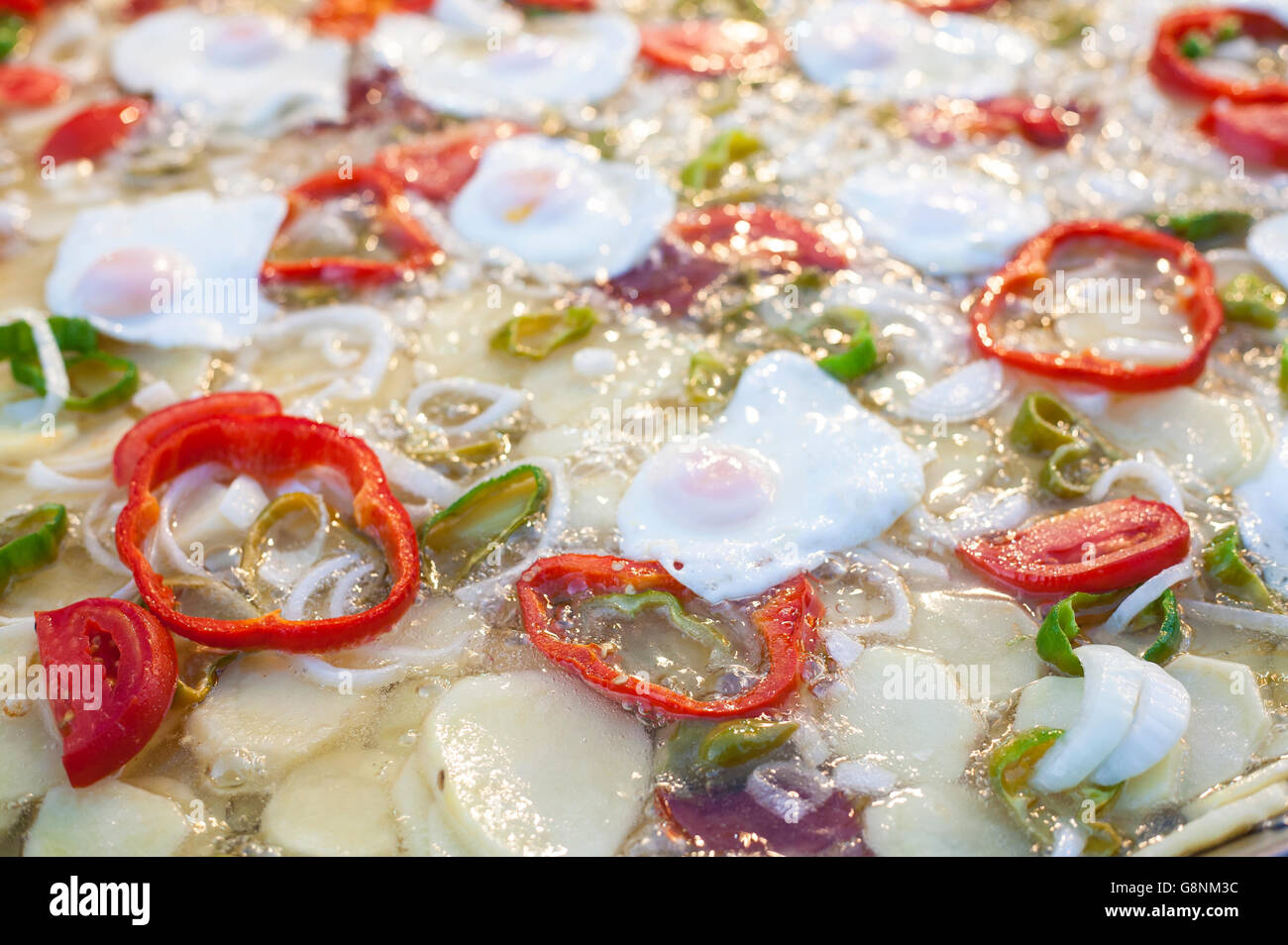 Enorme padella immagini e fotografie stock ad alta risoluzione - Alamy