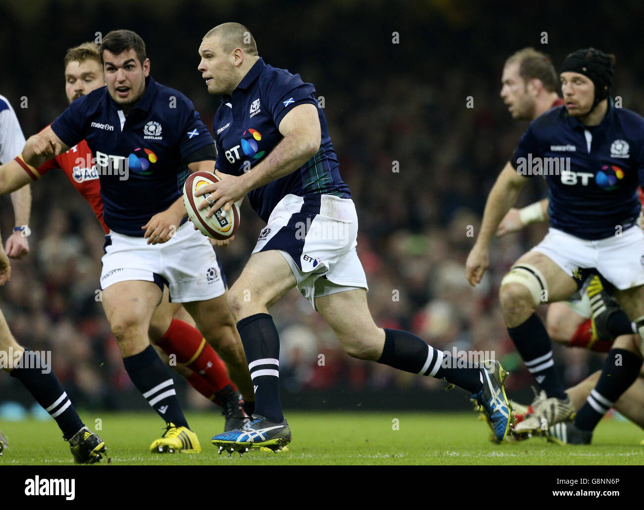 Il Gordon Reid della Scozia durante la partita delle sei Nazioni RBS del 2016 al Principato di Cardiff. Foto Stock