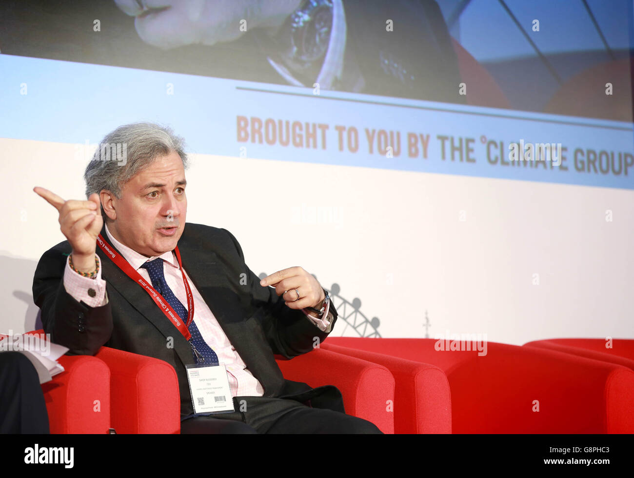 USO EDITORIALE SOLO SAKER Nusseibeh, CEO Hermes Investment Management, parla al Business & Climate Summit 2016 presso la Guildhall di Londra. Foto Stock