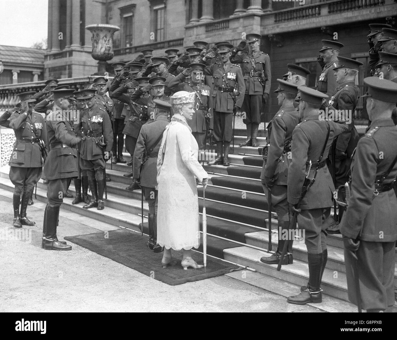 King George V - reggimento di Manchester - Buckingham Palace di Londra Foto Stock