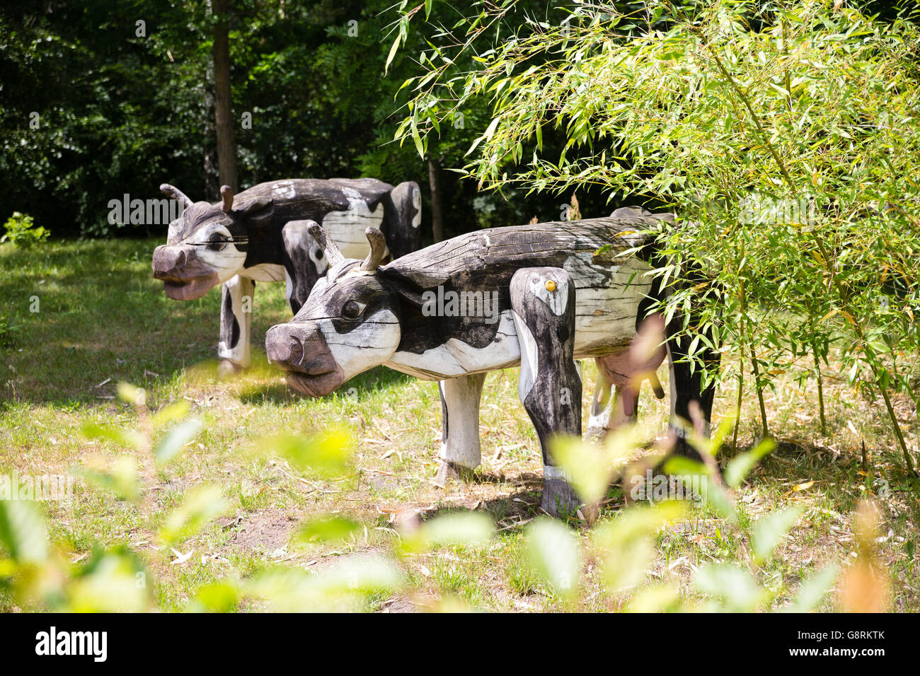 La mucca o bull scultura in legno Foto Stock