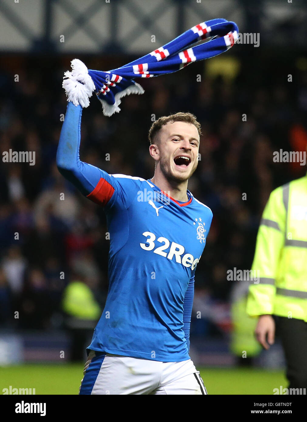 Andy Halliday dei Rangers festeggia dopo la partita del Ladbrokes Scottish Championship allo Ibrox Stadium di Glasgow. Foto Stock