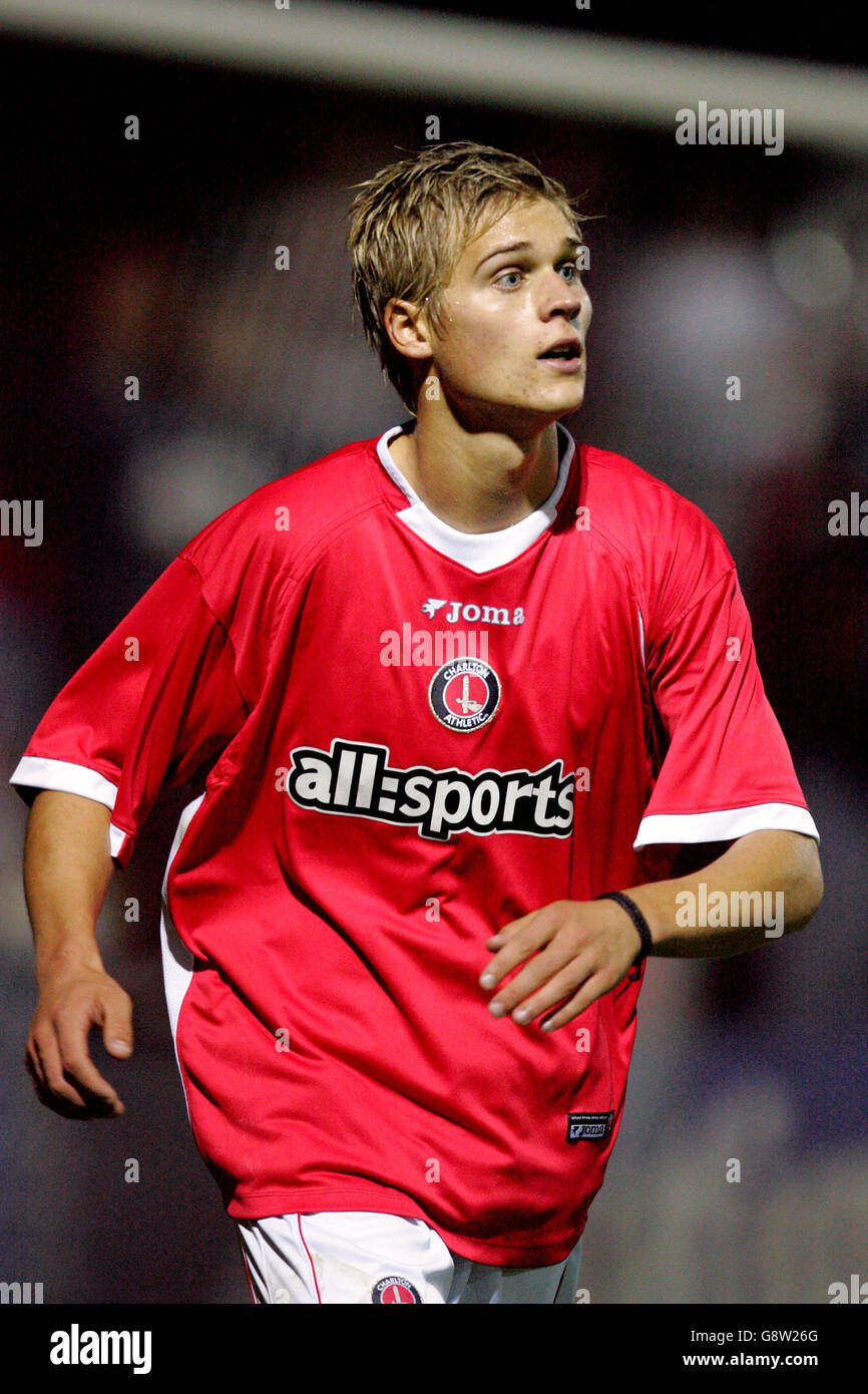 Calcio - Barclays Reserve League South - Charlton Athletic v Crystal Palace - Park View Road. Rurik Gislanson, Charlton Athletic Foto Stock