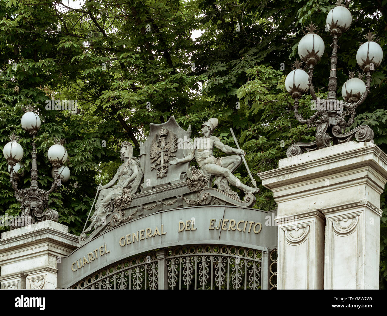 Cancello, ingresso, sede dell'esercito, Madrid, Spagna, Europa Foto Stock