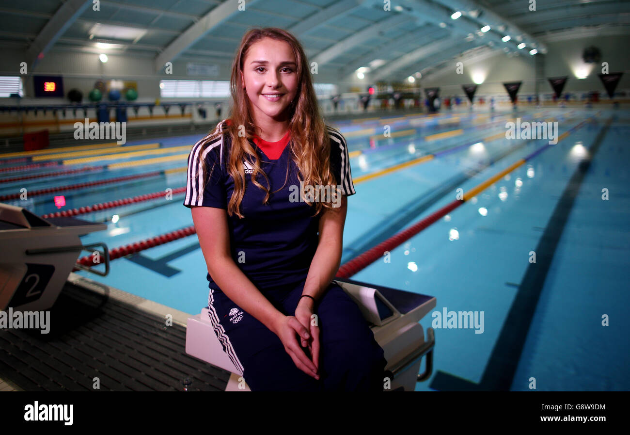 Chloe Tutton durante l'annuncio degli atleti del Team GB per i Giochi Olimpici di Rio 2016 presso la piscina dell'Università di Bath. Data immagine: Giovedì 21 aprile 2016. Il credito fotografico dovrebbe essere: David Davies/PA Wire Foto Stock