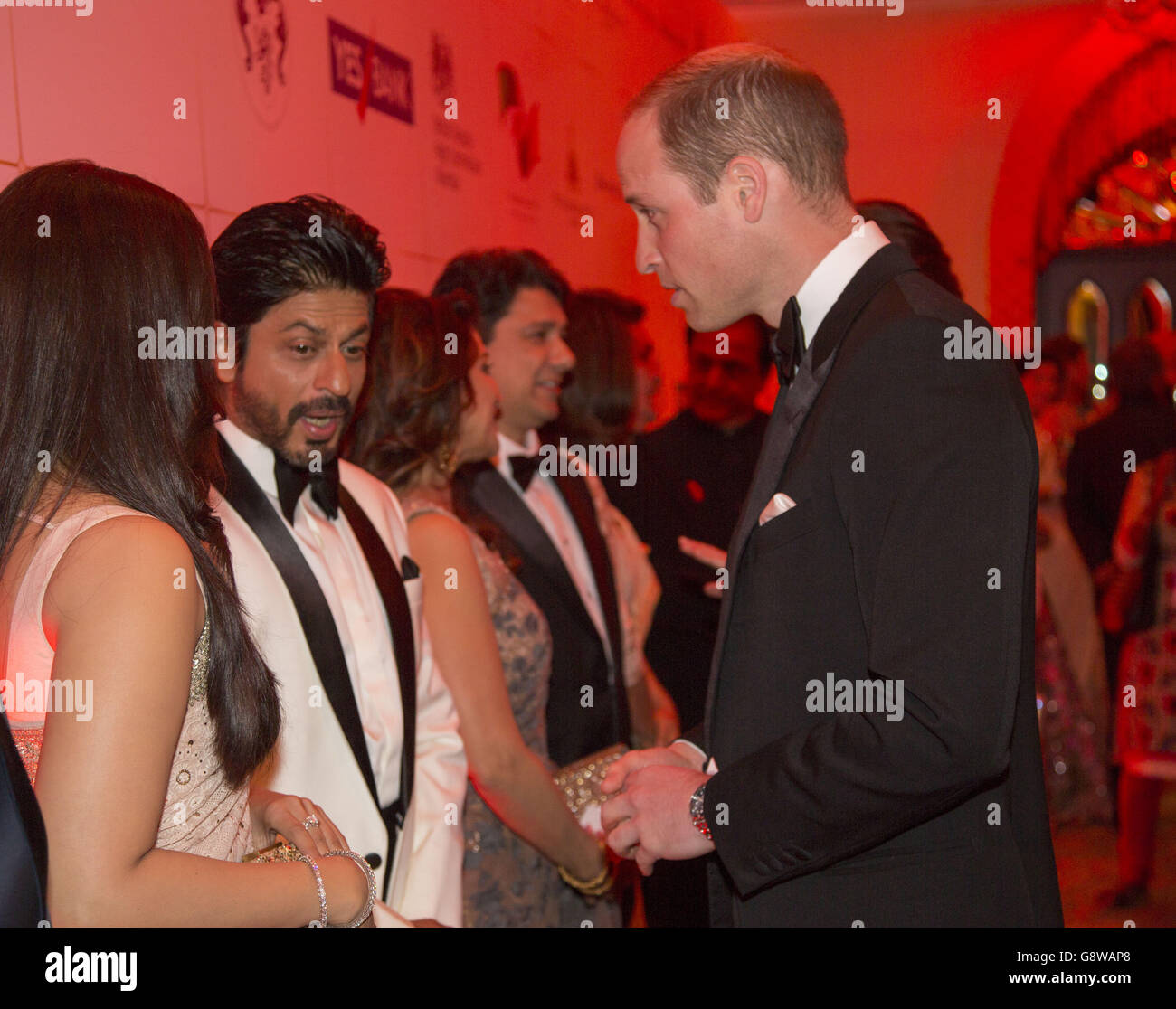 Il Duca di Cambridge arriva a un Bollywood Charity Gala ospitato dalla British High Commission e dal British Asian Trust all'hotel Taj Mahal Palace di Mumbai, India, durante il primo giorno del tour reale in India e Bhutan. Foto Stock