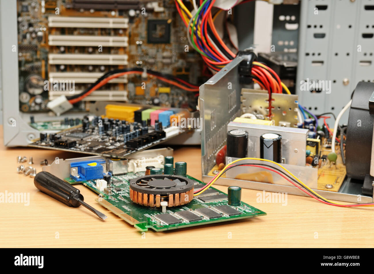 Riparazione di un computer Foto Stock