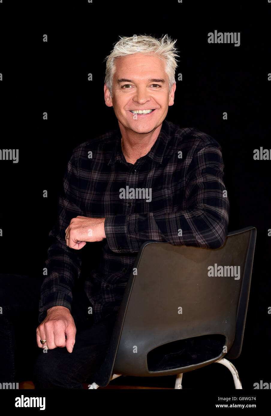 Phillip Schofield presso le Music Rooms di New Cross Gate, Londra, annunciando che eseguirà due brani del musical di successo Joseph e dell'incredibile Dreamcoat Technicolor per un tour che celebra i cavalieri e i nomi dell'industria dell'intrattenimento, Con musiche dei compositori Joseph Lord Andrew Lloyd-Webber e Sir Tim Rice, Sir Elton John, Sir Cliff Richard, Dame Shirley Bassey, e Sir Paul McCartney, tra gli altri. Foto Stock