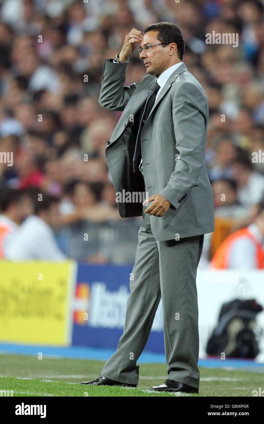 Soccer - UEFA Champions League - Gruppo F - Real Madrid v Olympiakos - Santiago Bernabeu Foto Stock