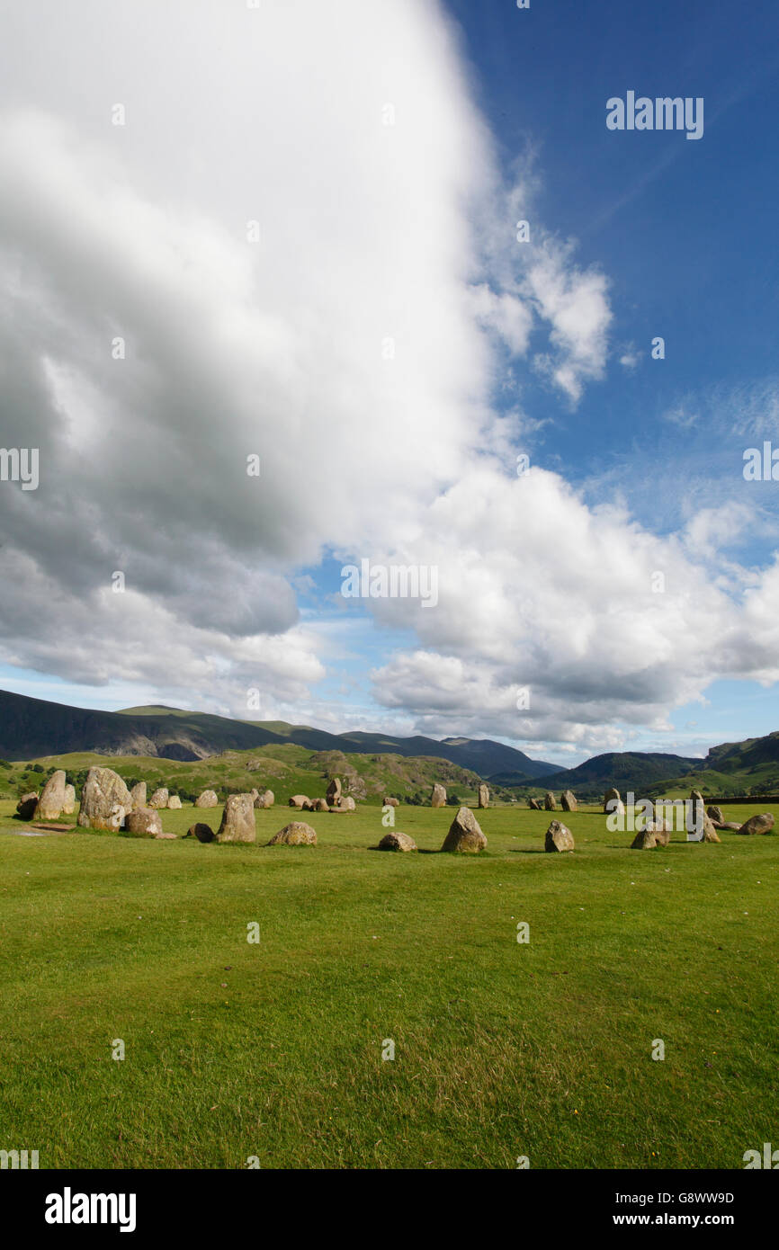 Castlerigg Stone Circle, Cumbria Lake District Lakeland, England Regno Unito. Costruito dagli agricoltori in epoca preistorica. Foto Stock