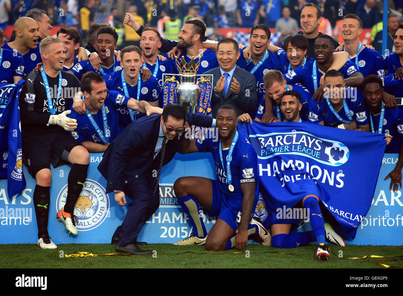 Leicester City celebra la vittoria della Barclays Premier League, dopo la partita al King Power Stadium, Leicester. Foto Stock