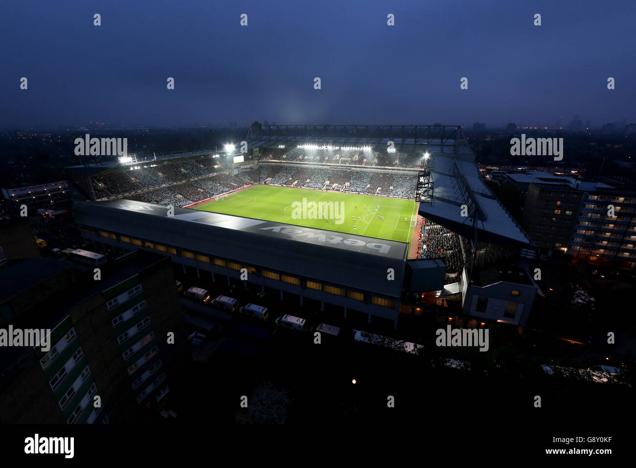 Una visione generale della partita tra West Ham United e Manchester United durante l'ultima partita della Barclays Premier League giocata a Upton Park, Londra. Foto Stock