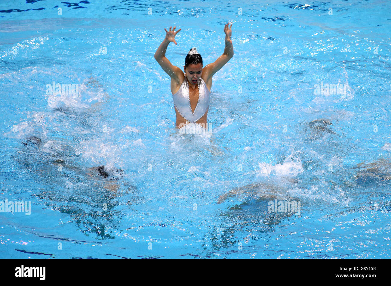 Il Portogallo gareggia nella Synchronized Swimming Team Free Preliminary durante il terzo giorno dei Campionati europei d'acqua al London Aquatics Centre di Stratford. PREMERE ASSOCIAZIONE foto. Data foto: Mercoledì 11 maggio 2016. Vedi la storia della Pennsylvania DIVING Londra. Il credito fotografico deve essere: John Walton/PA Wire. Foto Stock
