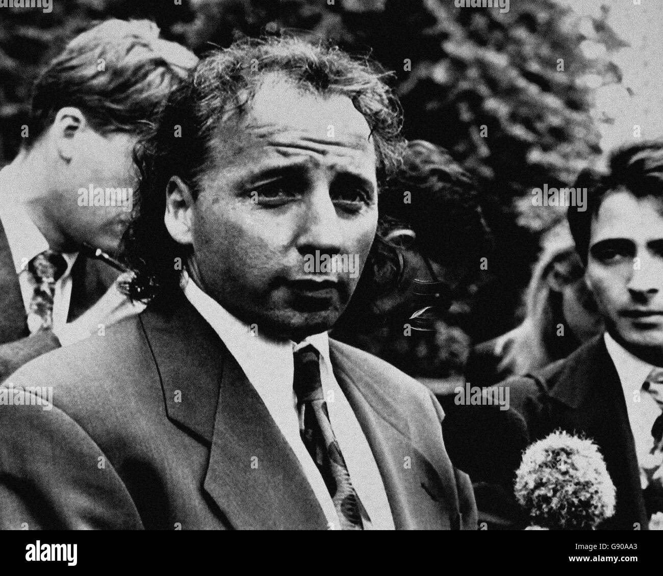 Mickey Thomas esce dopo che una giuria ha trovato l'ex stella gallese internazionale colpevole di passare banconote false a giovani apprendisti di calcio. Foto Stock